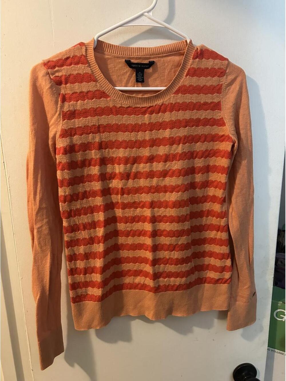 Tommy Hilfiger orange and beige striped lightweight sweater in XS